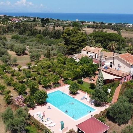 Il Casale Il Sole E La Margherita Campofelice Di Roccella Extérieur photo