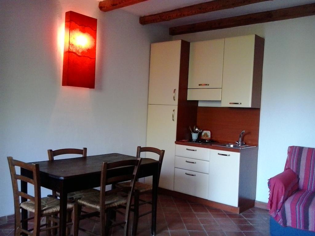 Il Casale Il Sole E La Margherita Campofelice Di Roccella Chambre photo
